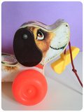 VINTAGE 1960’s 1965 FISHER PRICE LITTLE SNOOPY 693 DOG PULL ALONG TOY