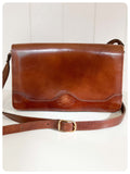 VINTAGE 1970’s DEEP TAN FAUX LEATHER CROSS BODY WESTERN STYLE SHOULDER BAG HANDBAG BOHO