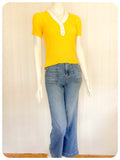 VINTAGE 1970s BRIGHT YELLOW & WHITE CUTE BUTTON SKINNY RIB JUMPER TOP T SHIRT UK6-10