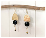 ANTIQUE GOLD HAMMERED BEATEN BRASS & BLACK FACETED CRYSTAL GLASS RETRO MINIMAL TRIBAL GEOMETRIC MODERNIST DROP EARRINGS