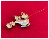 VINTAGE 70’s 80’s ART DECO STYLE GOLD TONE BRASS CUTE CAT & KITTEN WITH BOW TIE BROOCH PIN