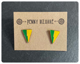 VINTAGE 80’s GREEN YELLOW ENAMEL ANTIQUE GOLD BRASS TRIANGLE GEOMETRIC LIGHTNING STUD EARRINGS
