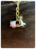 CUTE VINTAGE RETRO MINI 3D SCOOTER MOD ENAMEL PINK WHITE KEYRING KEYCHAIN