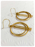 VINTAGE ANTIQUE GOLD BRASS SIMPLE MINIMAL TRIBAL GEOMETRIC DECO HOOP EARRINGS