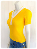 VINTAGE 1970s BRIGHT YELLOW & WHITE CUTE BUTTON SKINNY RIB JUMPER TOP T SHIRT UK6-10