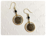 HANDMADE ANTIQUE BRASS GOLD BLACK INDIAN SUN MANDALA DISC HOOP DROP EARRINGS VINTAGE BOHO TRIBAL