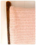 VINTAGE 1960’s 70’s SOFT PEACH CELLULAR WOOL BLANKET THROW SATIN EDGE LARGE RETRO CAMPER CARAVAN