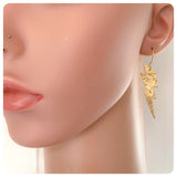 VINTAGE ANTIQUE GOLD HAMMERED BEATEN BRASS BIG LIGHTNING THUNDER BOLT EARRINGS