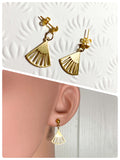 VINTAGE ANTIQUE GOLD BRASS SIMPLE MINIMAL DAINTY ART DECO GEOMETRIC FAN STUD EARRINGS