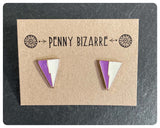 VINTAGE 80’s PURPLE WHITE ENAMEL ANTIQUE GOLD BRASS TRIANGLE GEOMETRIC LIGHTNING STUD EARRINGS