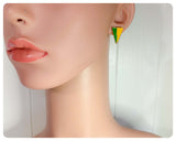 VINTAGE 80’s GREEN YELLOW ENAMEL ANTIQUE GOLD BRASS TRIANGLE GEOMETRIC LIGHTNING STUD EARRINGS