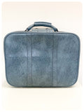 VINTAGE 1960’s 70’s BLUE FAUX LEATHER HAND LUGGAGE WEEKEND BAG CASE RETRO SUITCASE