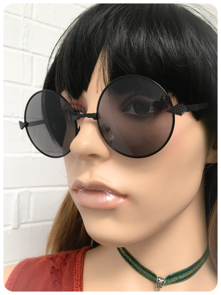 Retro 60's 70's Big Black Penny Round Sunglasses