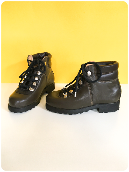 Size 15 2025 hiking shoes