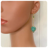 HAND CRAFTED GOLD TURQUOISE SEA GREEN RESIN LEAF JADE GEMSTONE DANGLE DROP BOHO DECO EARRINGS