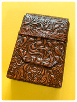 VINTAGE 1970’s TOOLED EMBOSSED DEEP TAN LEATHER CIGARETTE BOX COVER CASE POUCH HOLDER
