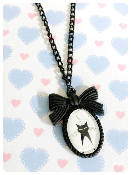 HAND CRAFTED CUTE BLACK CAT BOW CAMEO RESIN NECKLACE QUIRKY KAWAII RETRO