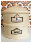 VINTAGE 1970’s THE WORKING KITCHEN CREAM PLASTIC TWO TIER STACKING LARGE CAKE CONTAINER STORAGE COUNTRY COTTAGE RETRO KITCHEN