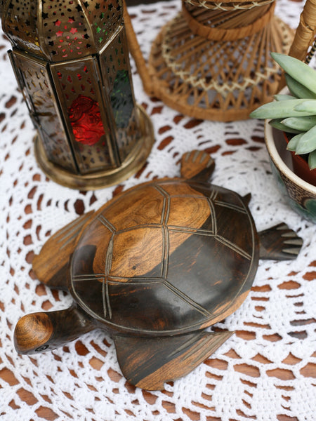 Vintage Wooden Indian Carved Turtle - Penny Bizarre - 1