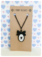 HAND CRAFTED CUTE BLACK CAT BOW CAMEO RESIN NECKLACE QUIRKY KAWAII RETRO